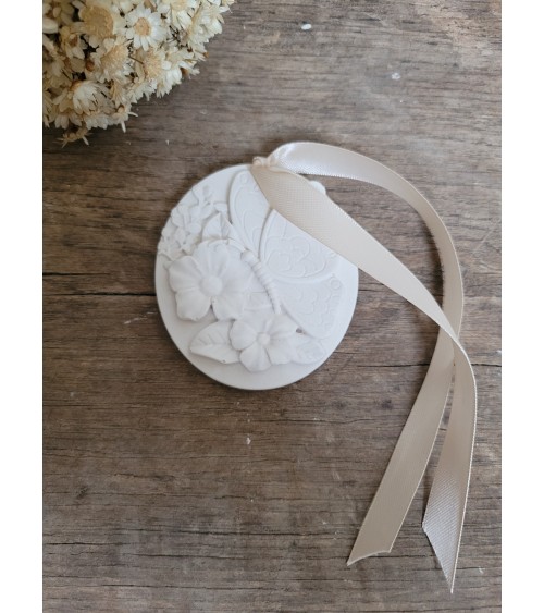 Médaillon à suspendre...